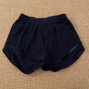 Lululemon navy hottie hot shirt 4” size 4